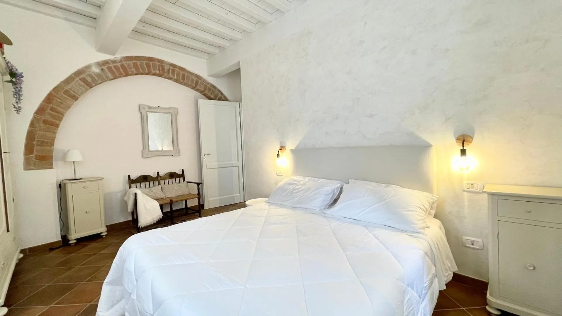Agriturismo Antica Corte Valiano