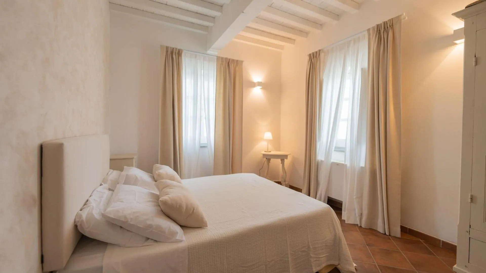 Agriturismo Antica Corte Valiano 0*,