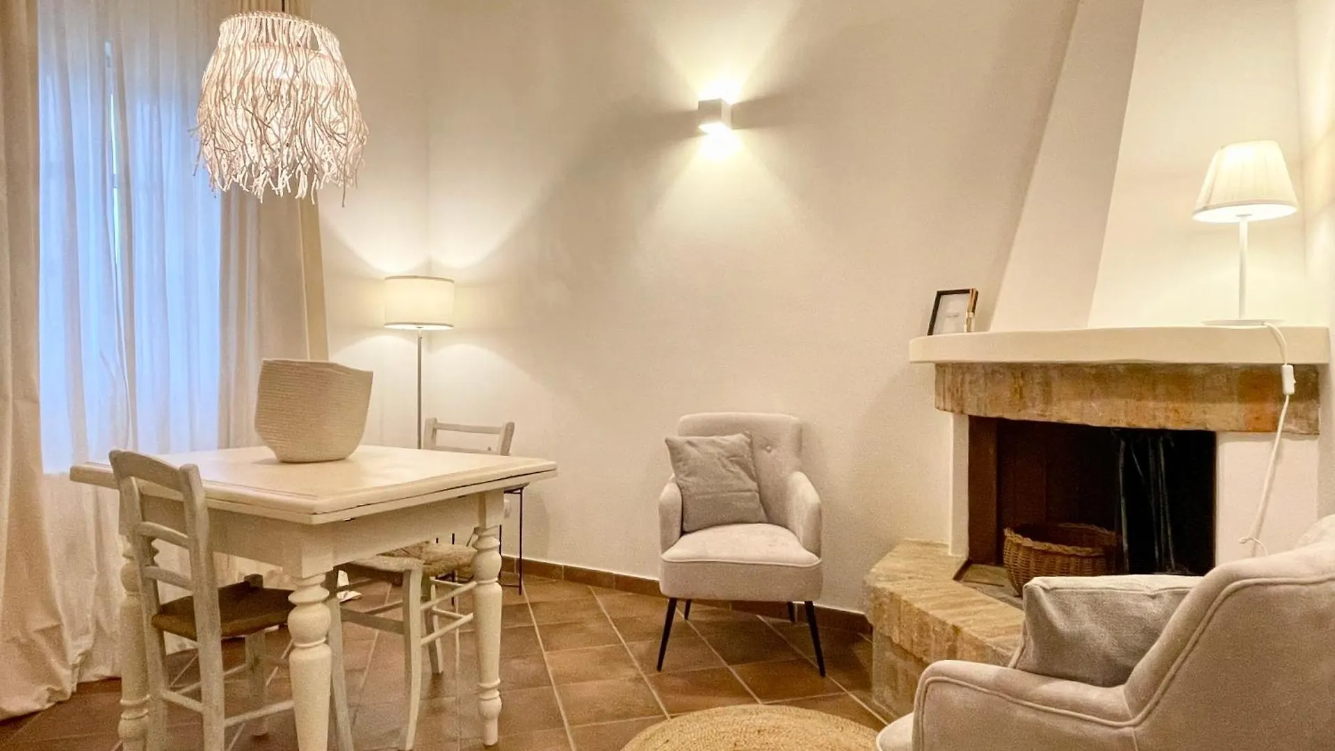 Agriturismo Antica Corte Valiano 0*,  Italy