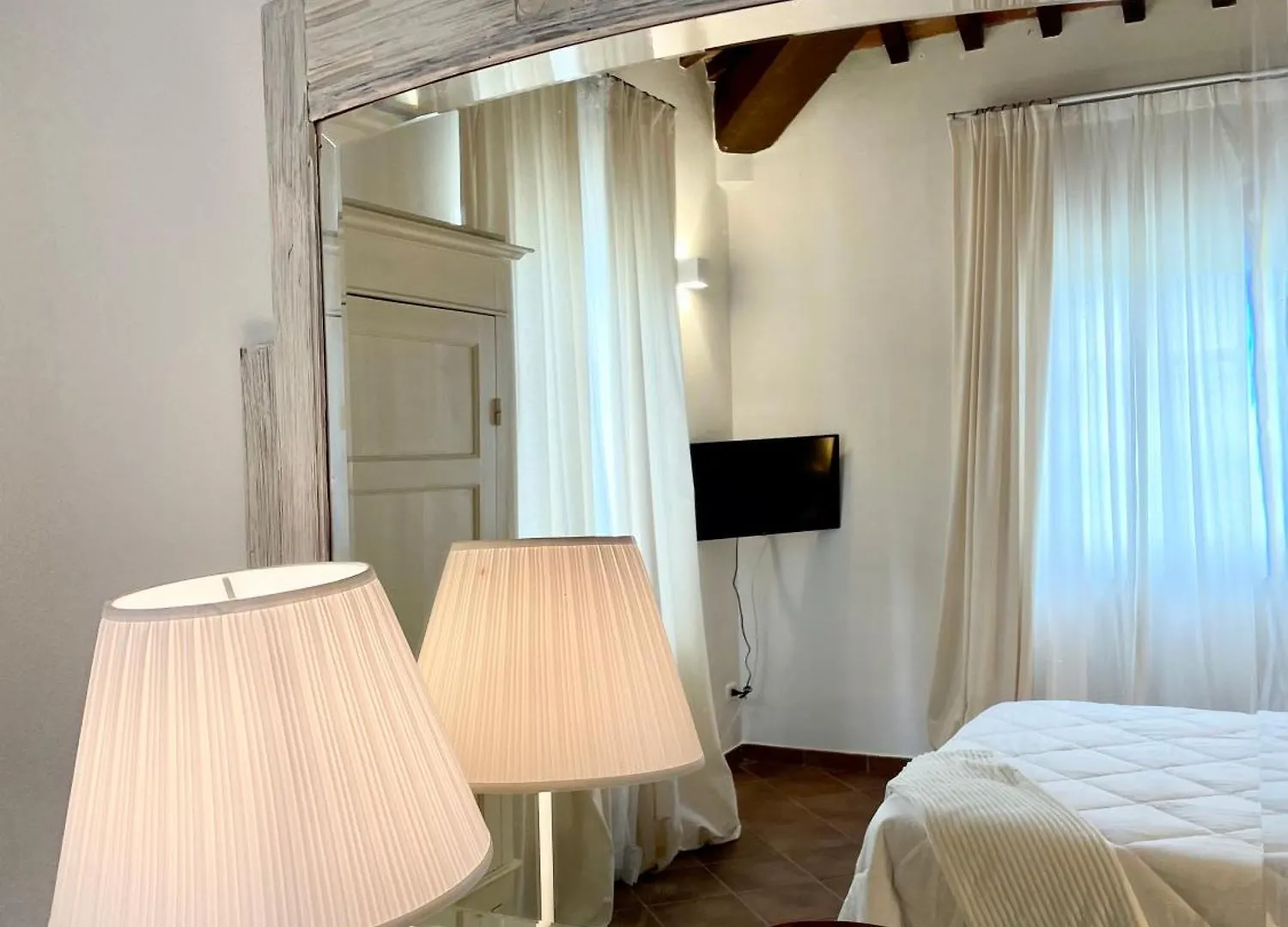 Agriturismo Antica Corte Valiano 0*,