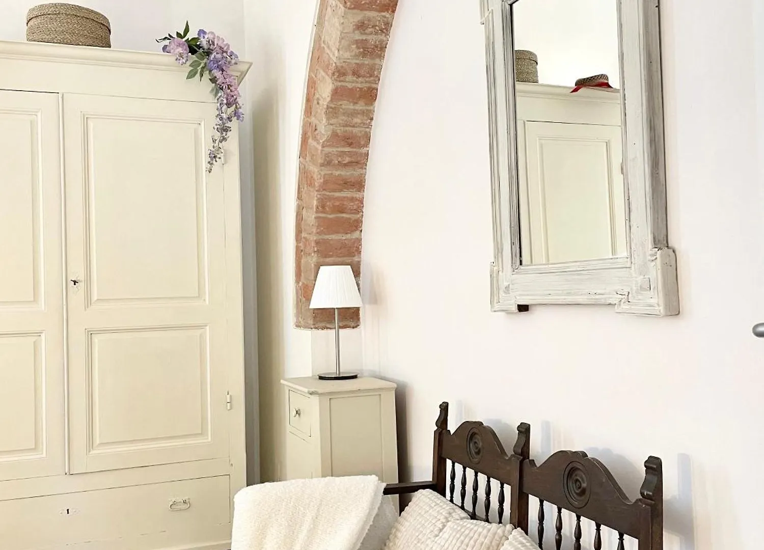 Agriturismo Antica Corte Valiano Farm stay